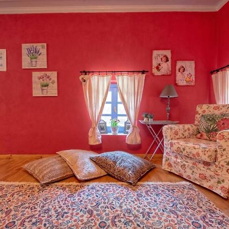 Minodora'S Guesthouse Dikorfo ภายนอก รูปภาพ