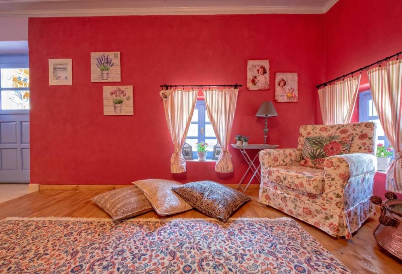 Minodora'S Guesthouse Dikorfo ภายนอก รูปภาพ